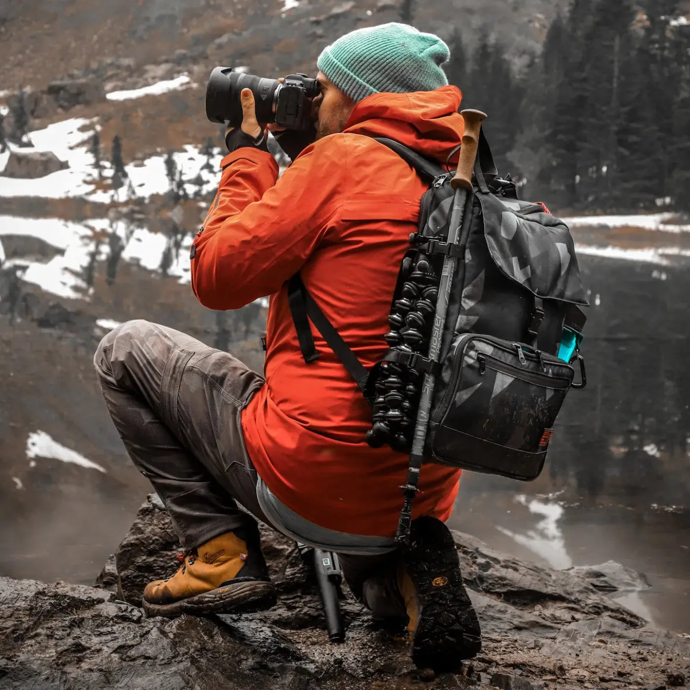 Adventure Seeker 2.0 - Men's Red Exploration Jacket
