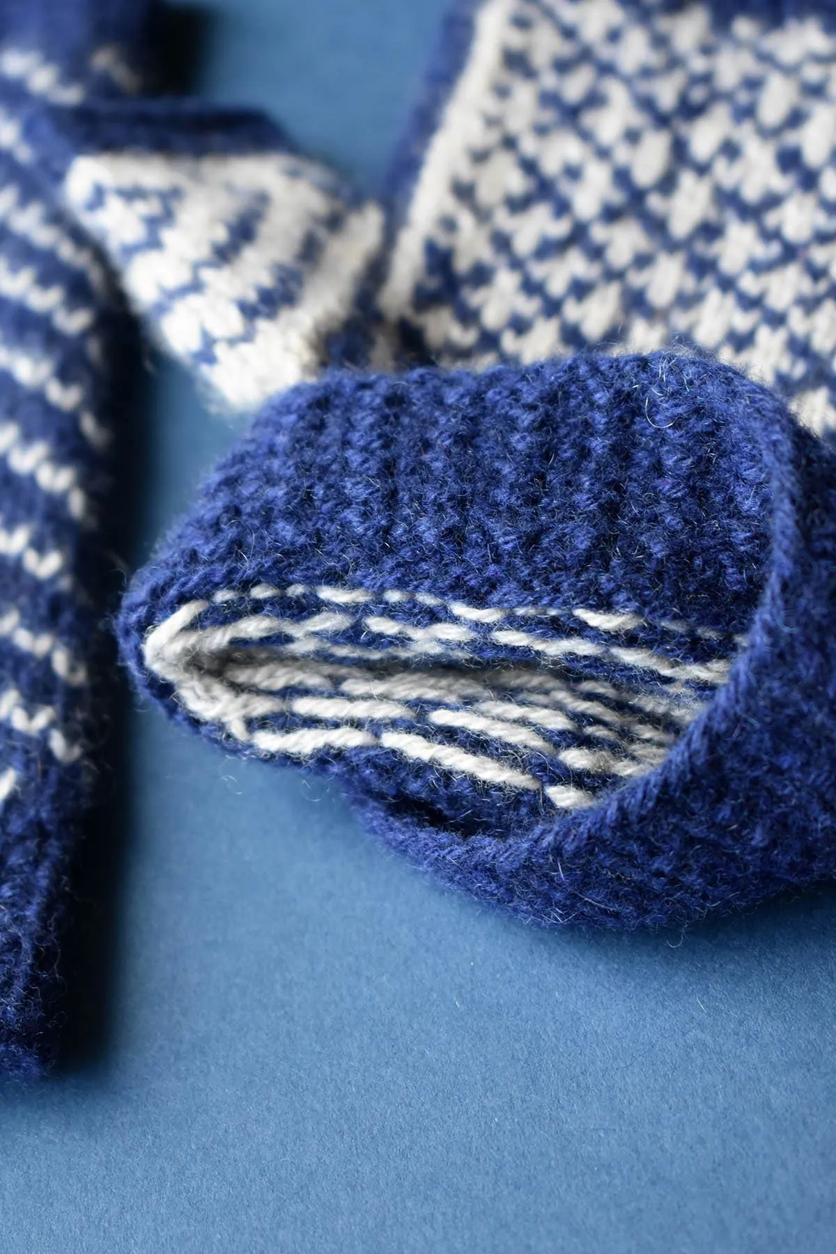Diamanté Mitts