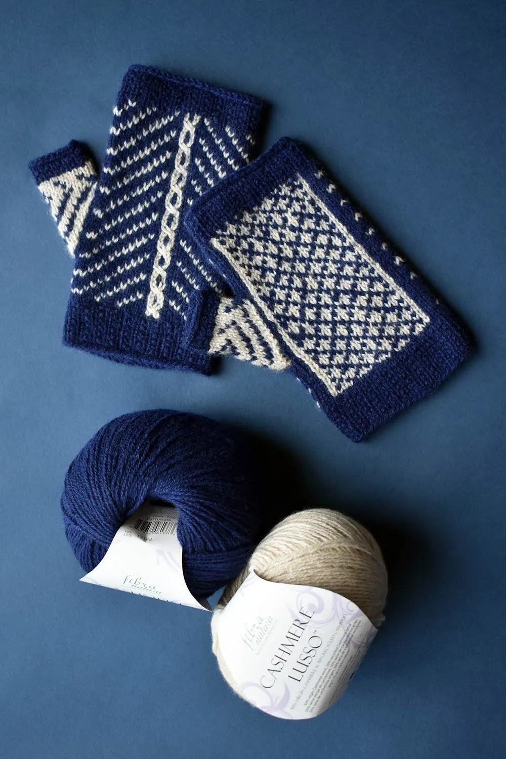 Diamanté Mitts