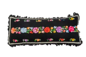Pillow: Embroidered handwoven antique Hungarian hemp - P380
